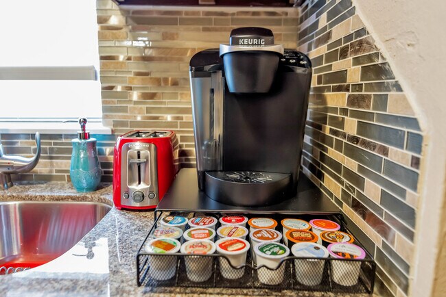 Building Photo - 4808 Woodhead St