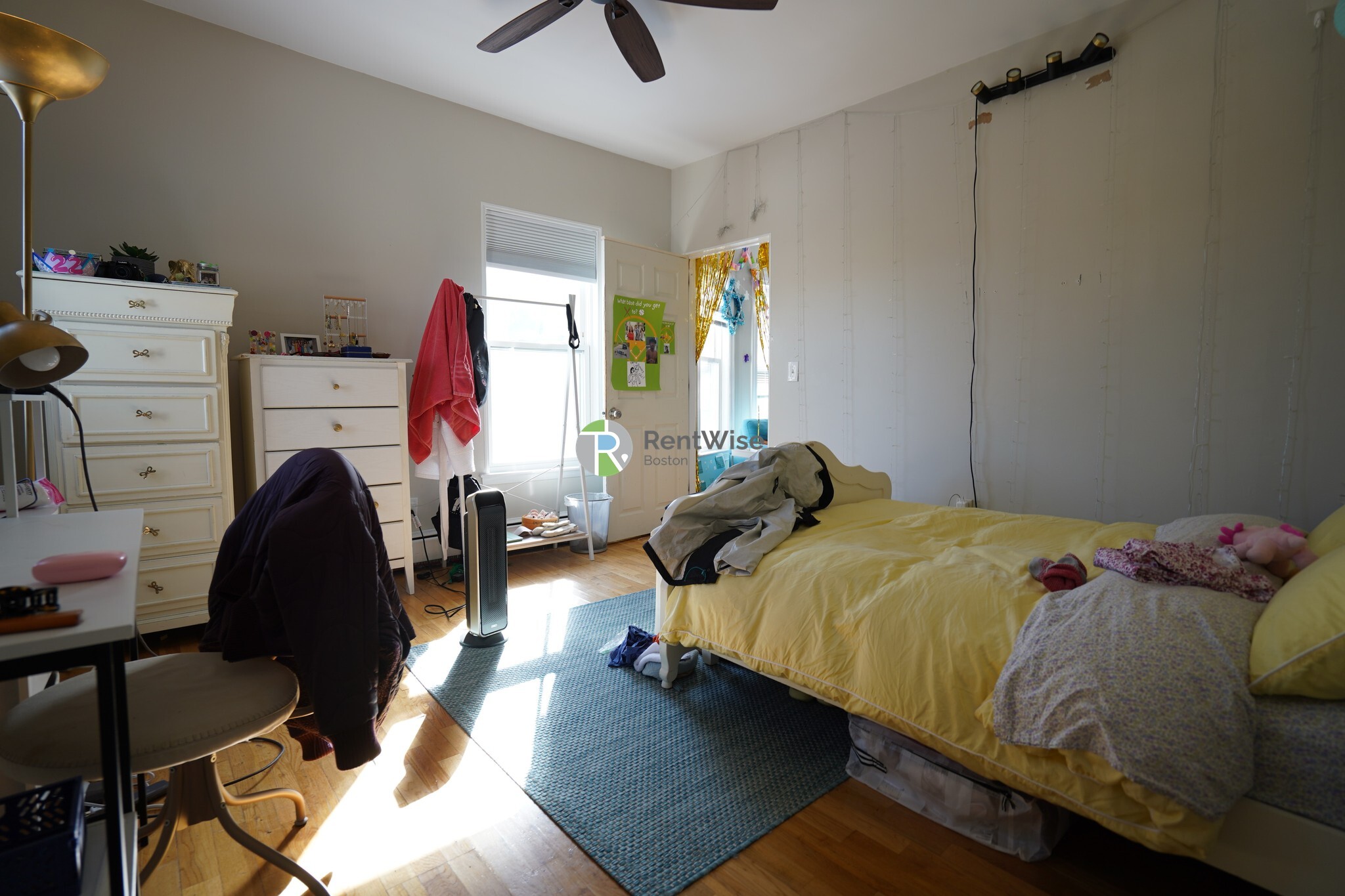 Building Photo - 27 Emery St