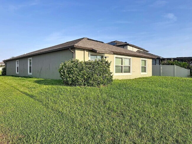 Building Photo - 31857 Sun Kettle Lp
