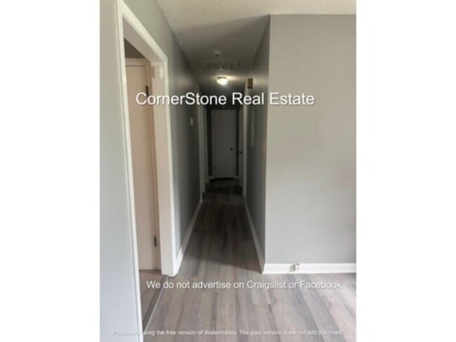 Building Photo - 6647 Julliard Dr