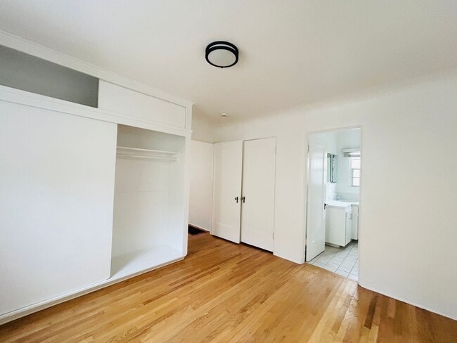 Building Photo - 1427 Euclid Ct