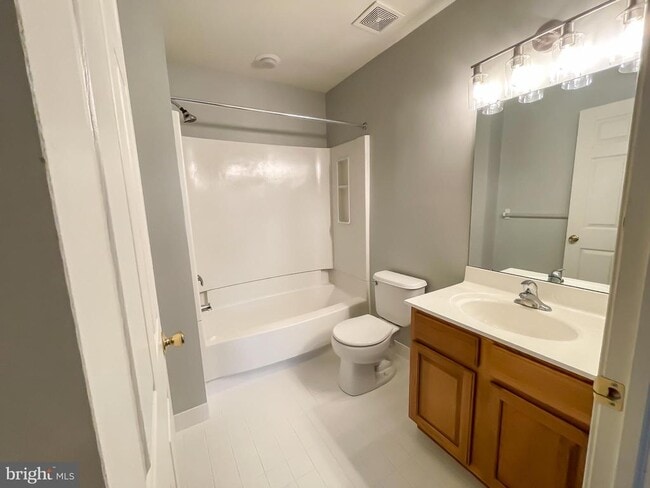 Building Photo - 1106 Cherry Wood Ct