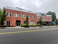 Building Photo - 10 Ford Ave