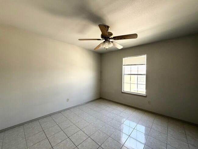 Building Photo - 507 Shiloh Dr