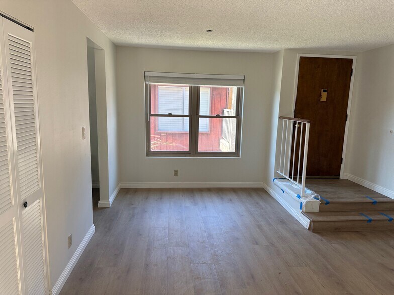 Building Photo - 4608 Maytime Ln