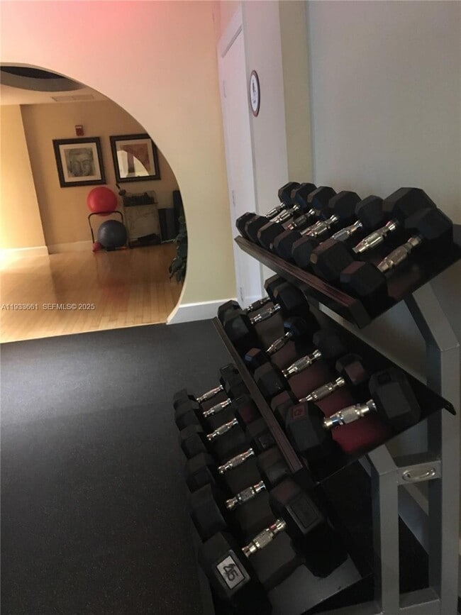 Building Photo - 1830 Radius Dr