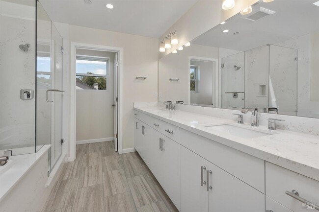 Building Photo - 4420 Lahinch Ln