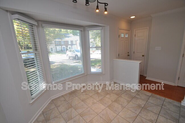 Building Photo - 240 Beechtree Dr