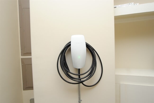 Building Photo - 302 Calle Sevilla Pl