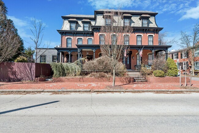 Building Photo - 201 W Barnard St