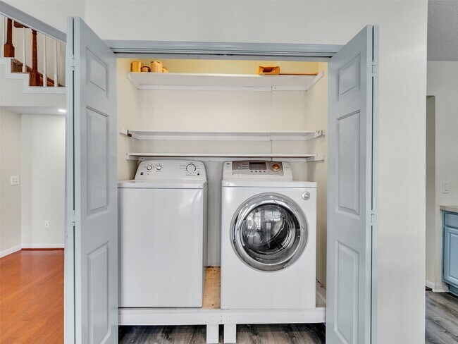 Building Photo - 2108 Autumn Cove Dr