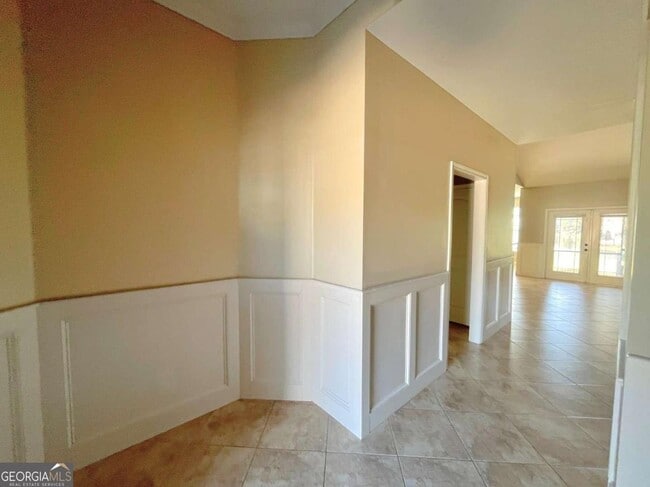 Building Photo - 242 Waters Edge Dr