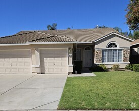 Building Photo - Large 4 Bedroom Home Northeast Modesto