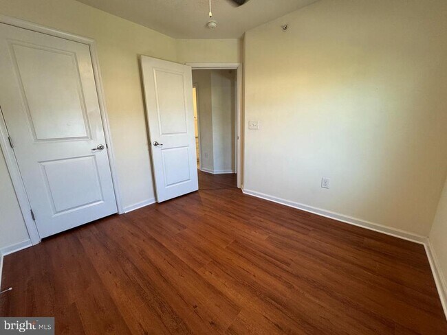 Building Photo - 814 Susan Cir