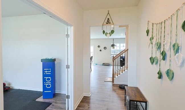 Building Photo - Beautiful 5 Bedroom, 3 Bath Home- New to Rental Market- Short Commute to Ft. Bragg