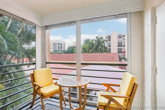 Building Photo - 7153 Promenade Dr