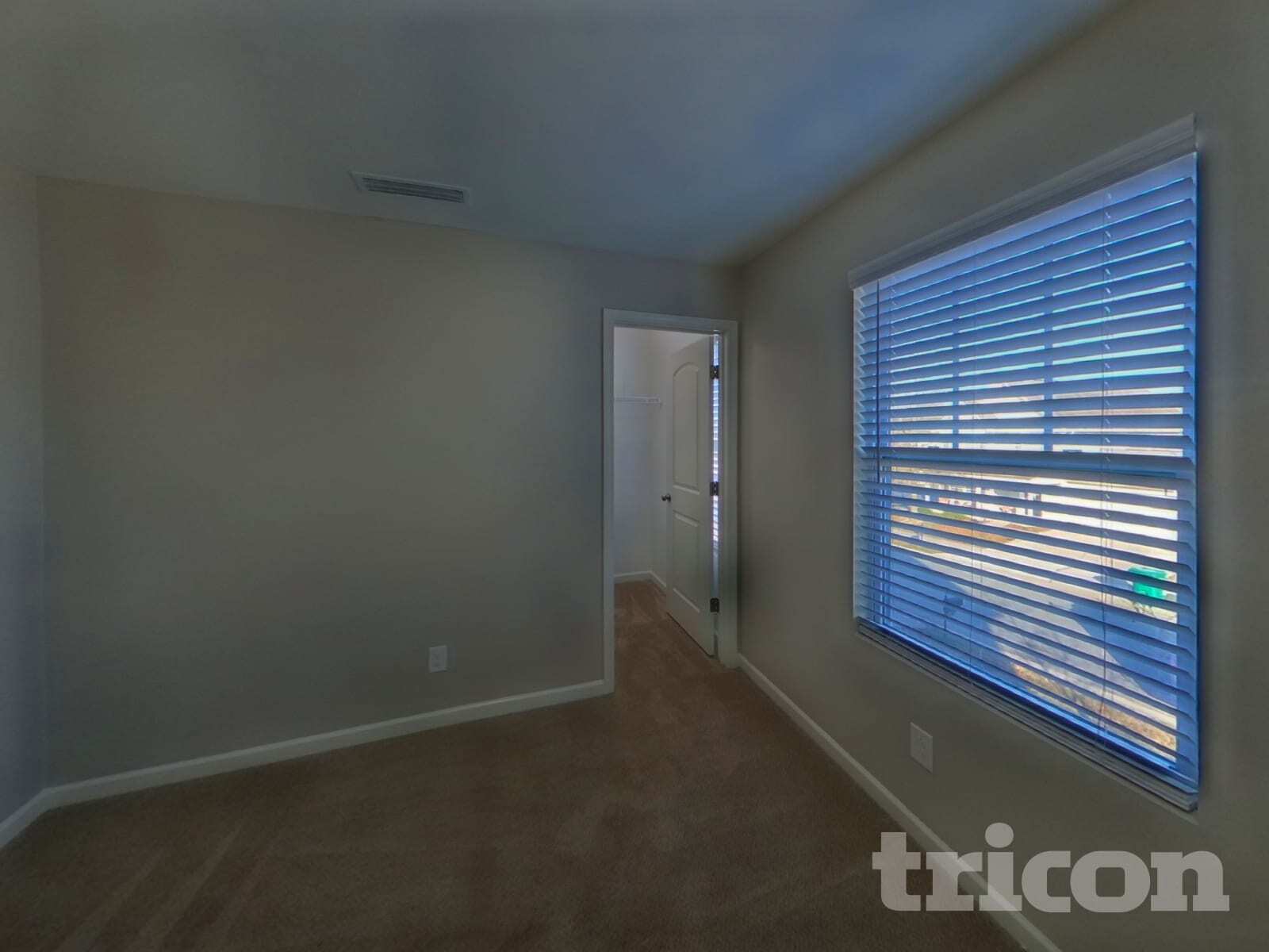 Building Photo - 8187 Thornton St