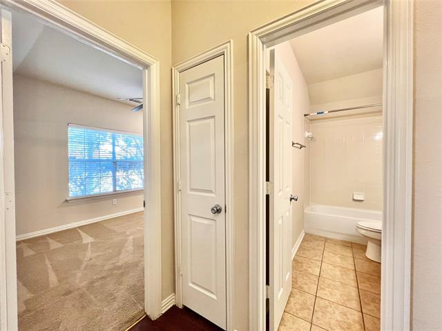 Building Photo - 5423 Childress Dr