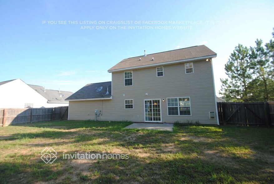 Building Photo - 214 Glencroft Dr