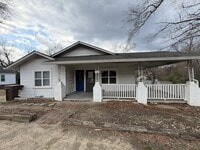 Building Photo - 708 Buick Ave