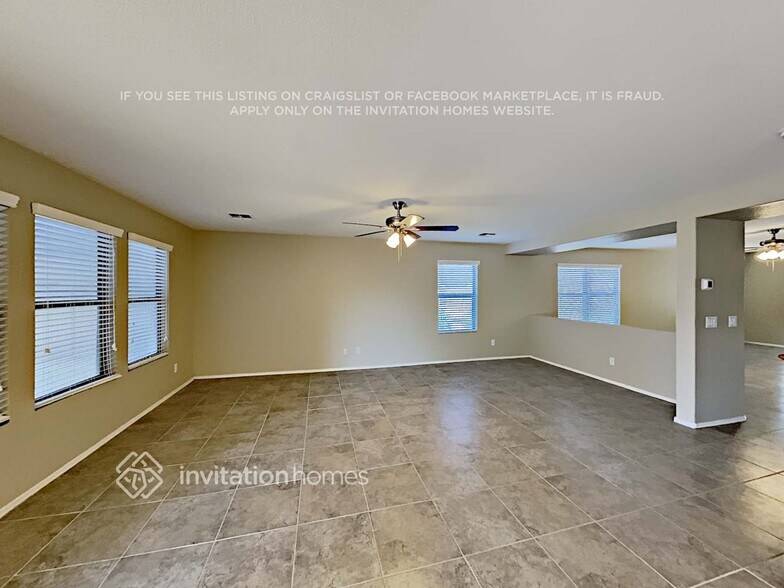 Building Photo - 17039 W Central St