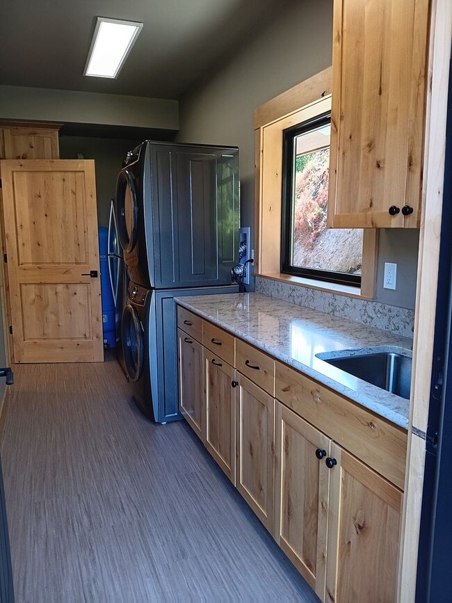 Building Photo - Beautiful Chalet Style Riverfront Property...