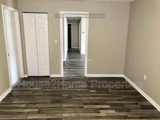 Building Photo - 1158 Brook Dr W