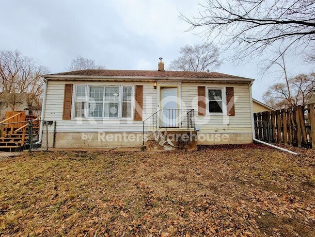 Building Photo - Available July 8th - updated 3-bed 2-bath with Family-room house plus 2-car garage
