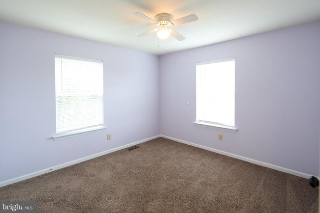 Building Photo - 929 Shenkle Dr