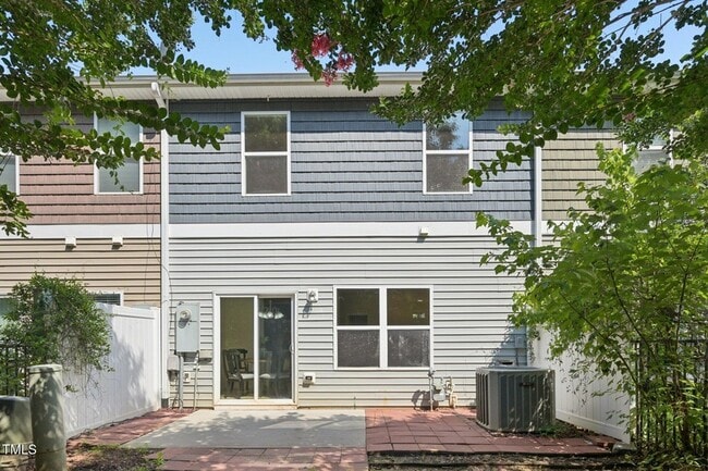 Building Photo - 117 Cobalt Creek Way