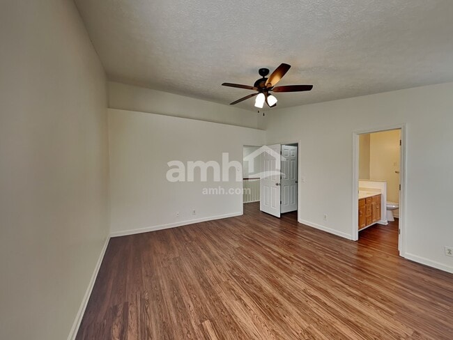 Building Photo - 2498 Port Kembla Dr