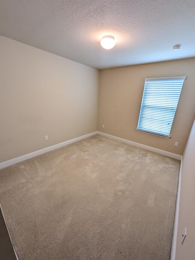 Building Photo - 8899 White Ibis Way