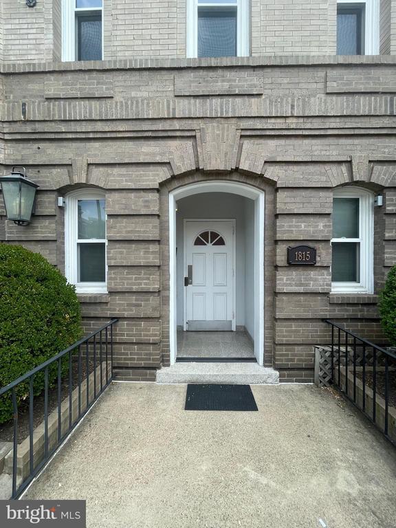 Building Photo - 1815 18th St NW