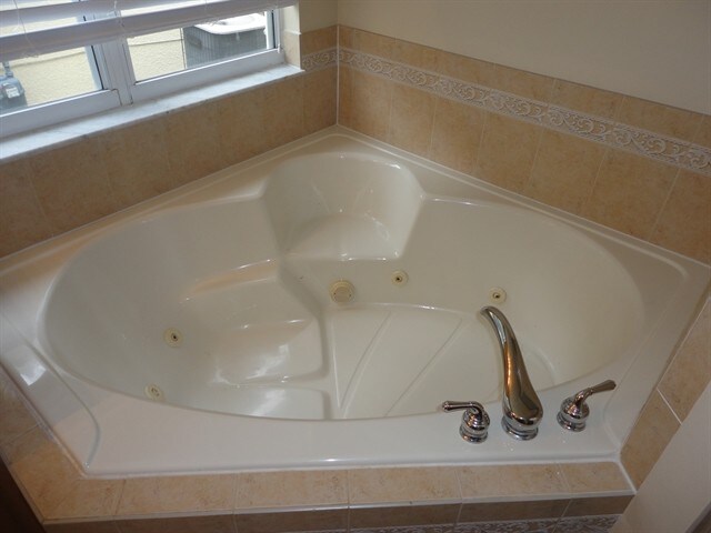 Building Photo - 13450 Sunkiss Loop