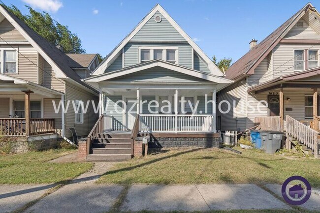 Primary Photo - 1624 Macomber St
