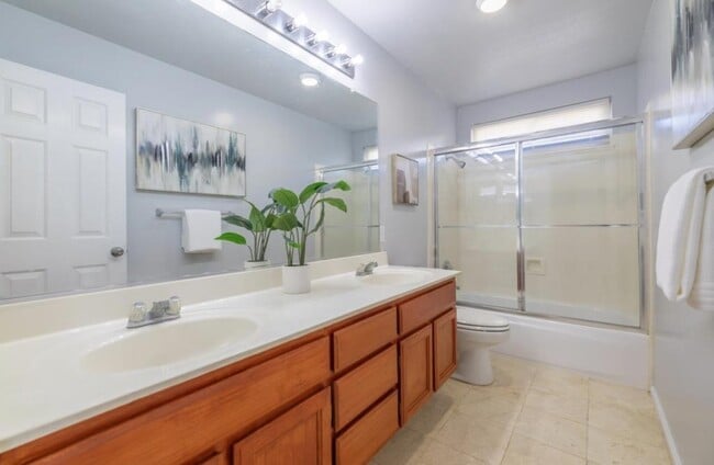 Building Photo - 2441 Johns Way