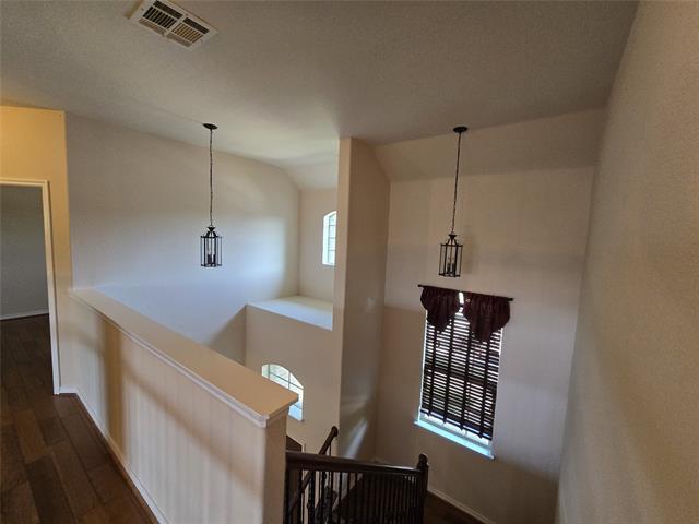 Building Photo - 1437 Tudor Dr