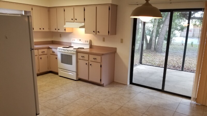 Building Photo - 7450 Mead Dr