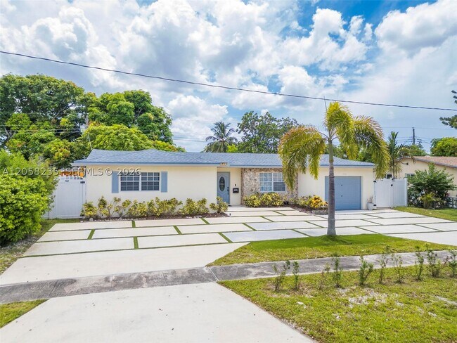 Building Photo - 4930 NW 17th St