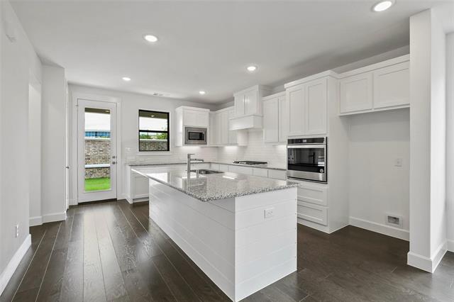 Building Photo - 946 Switchgrass Ln