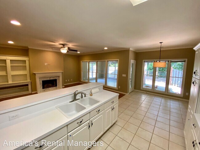 Building Photo - 3 br, 2 bath House - 1125 Berwick Road