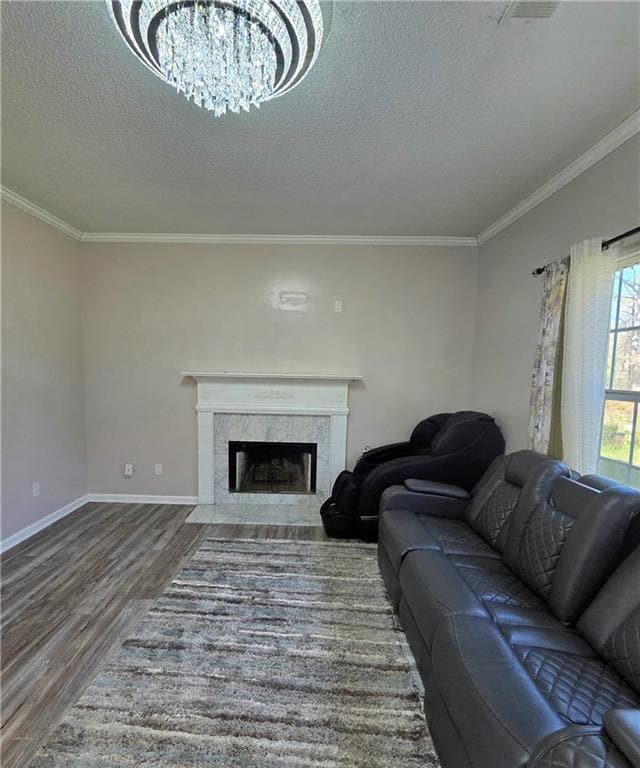 Building Photo - 1696 Central Park Loop