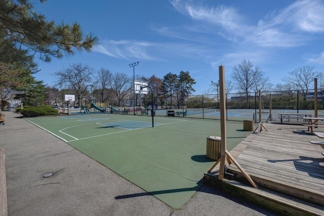Building Photo - 199 Sandcastle Key