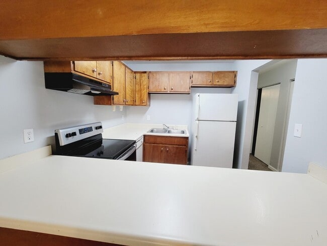 Building Photo - 1257 E Orange Ave