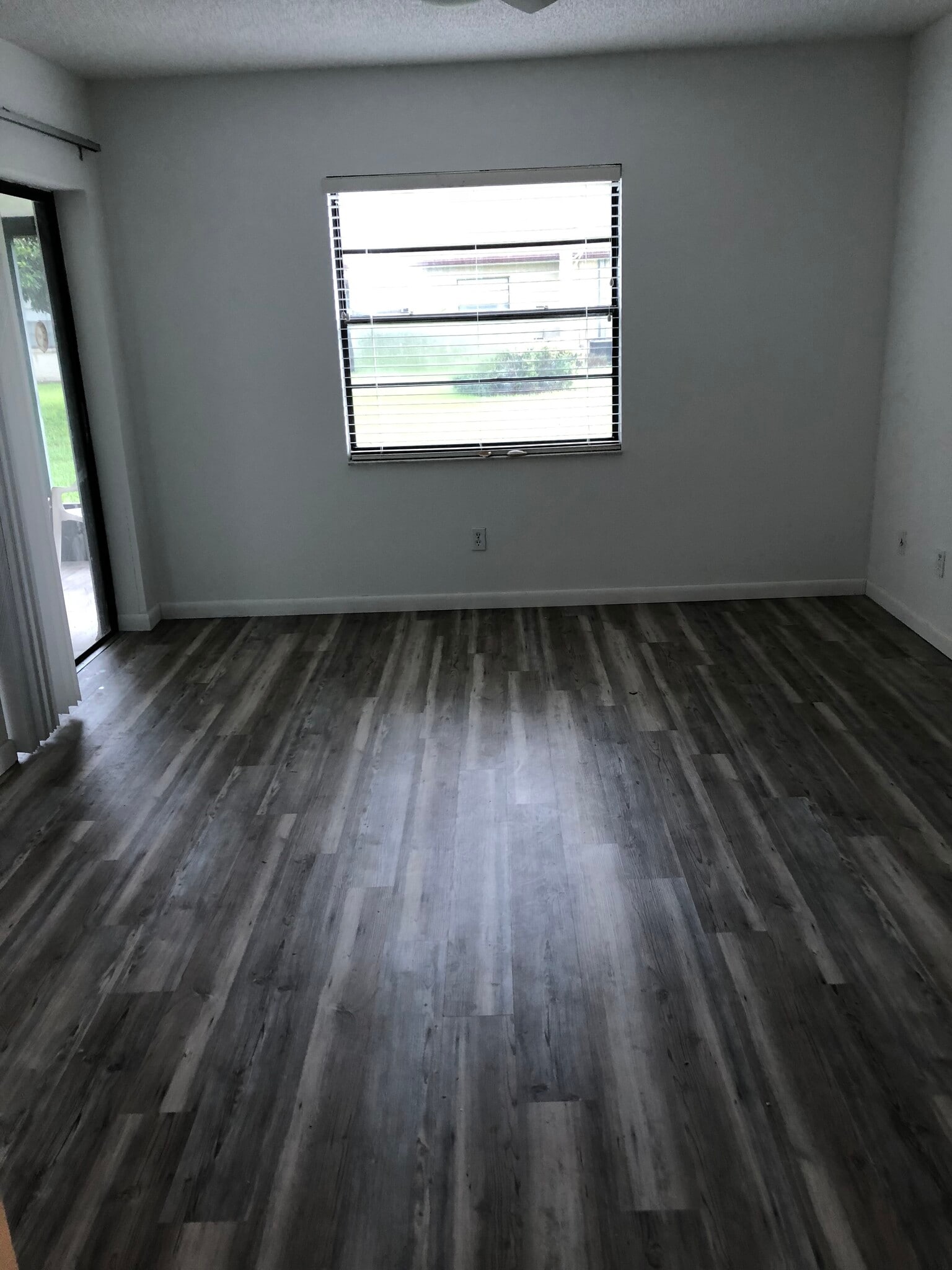 Building Photo - 6010 Indrio Rd