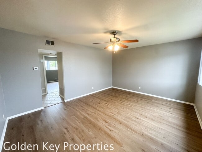 Building Photo - Lovely home in Costa Serena (55+ Community)