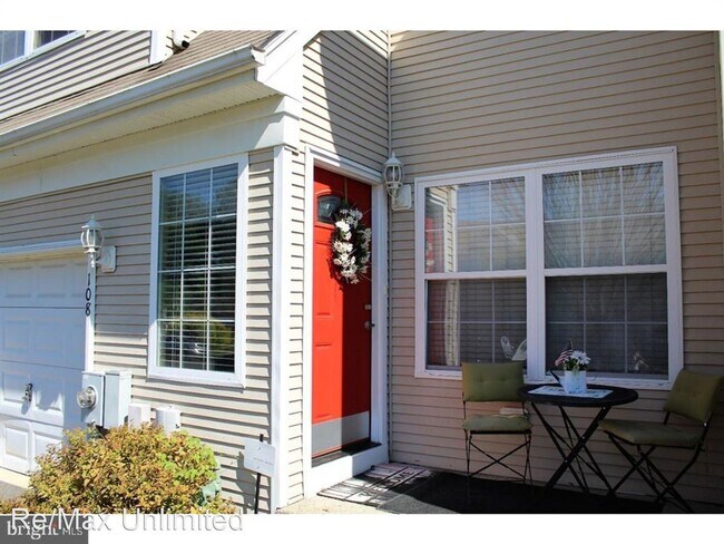 Building Photo - 3 br, 2.5 bath House - 108 Tattersall Dr