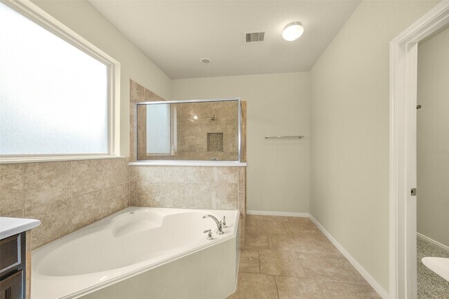 Building Photo - 3511 Brampton Island Dr
