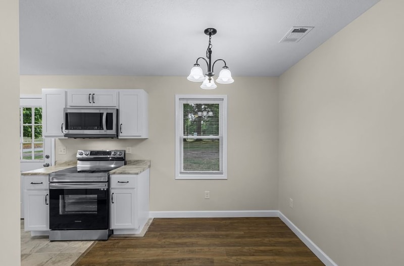 Building Photo - 4023 Hawthorne St