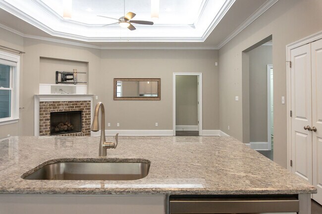 Building Photo - 2533 Capstone Dr